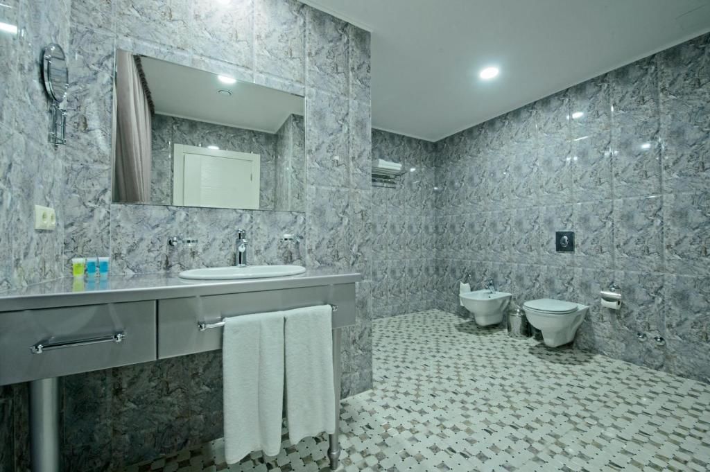 Отель Castello Mare Hotel&Wellness Resort Кобулети