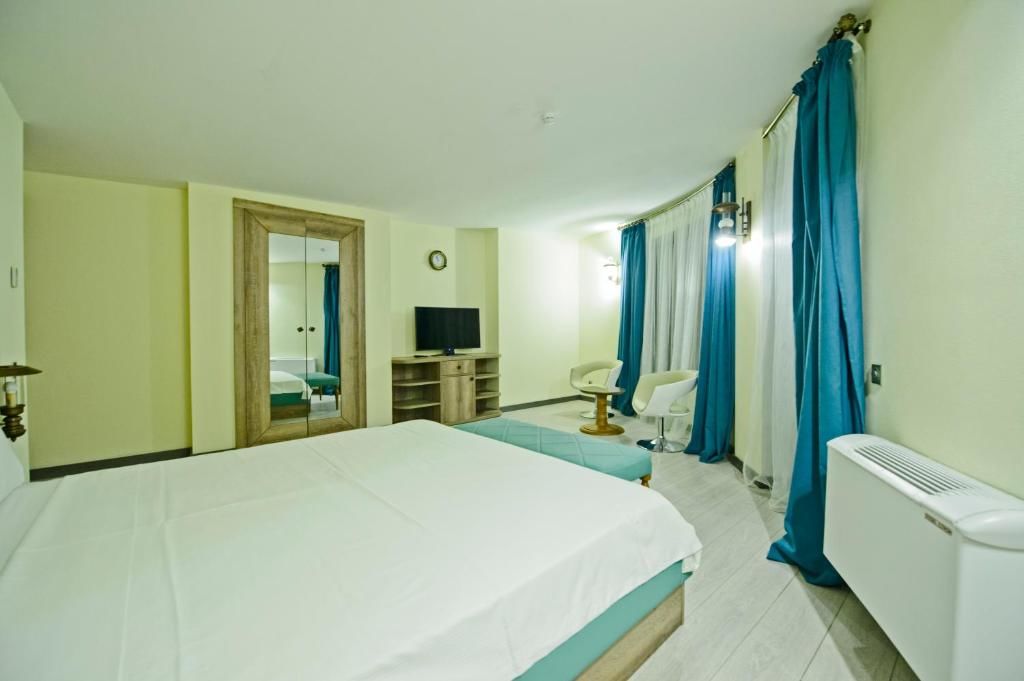 Отель Castello Mare Hotel&Wellness Resort Кобулети