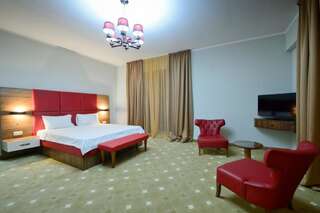 Отель Castello Mare Hotel&Wellness Resort Кобулети Семейный люкс-1